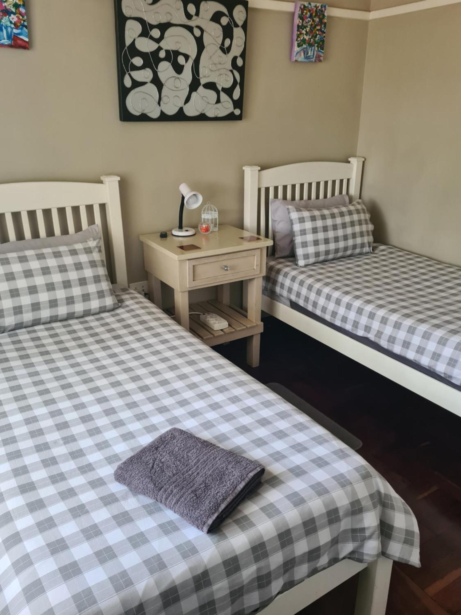 The Old Cabin Hotel Cullinan Luaran gambar