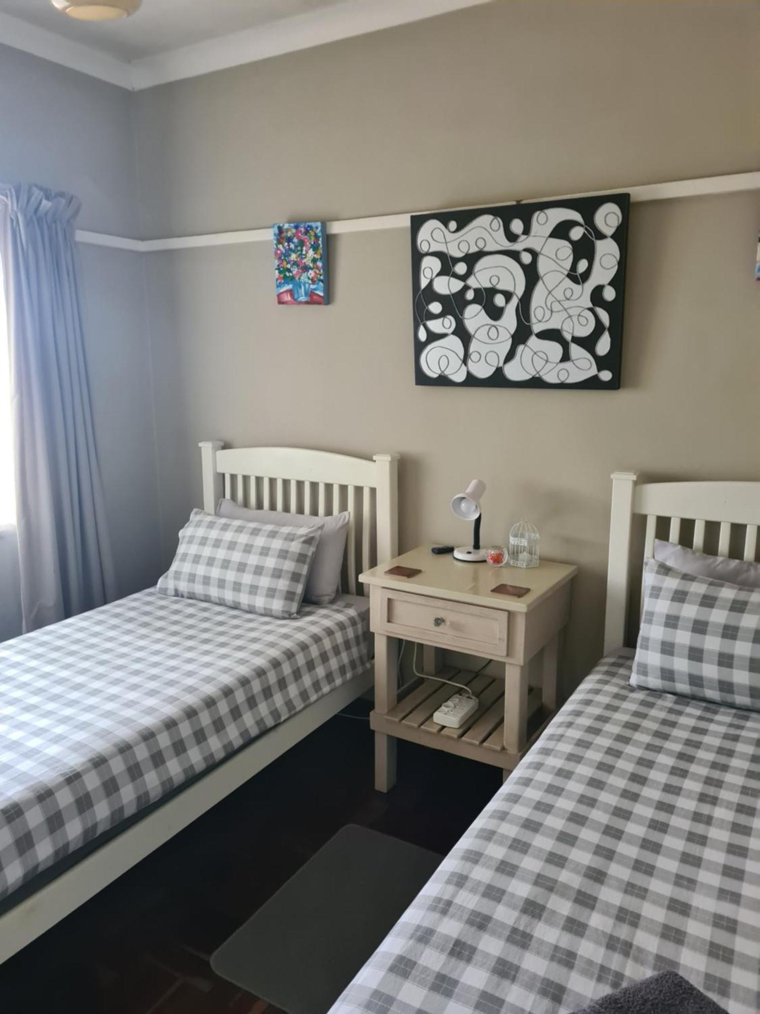 The Old Cabin Hotel Cullinan Bilik gambar