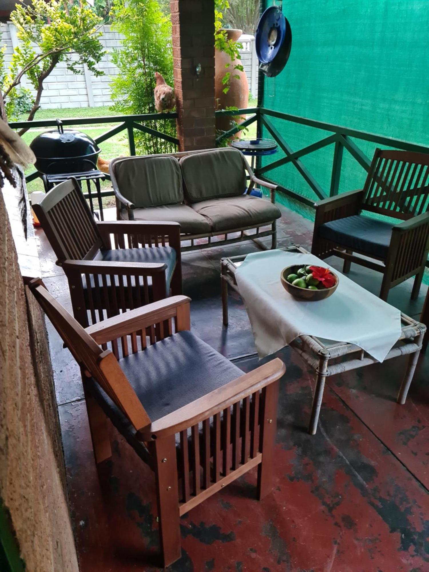 The Old Cabin Hotel Cullinan Luaran gambar